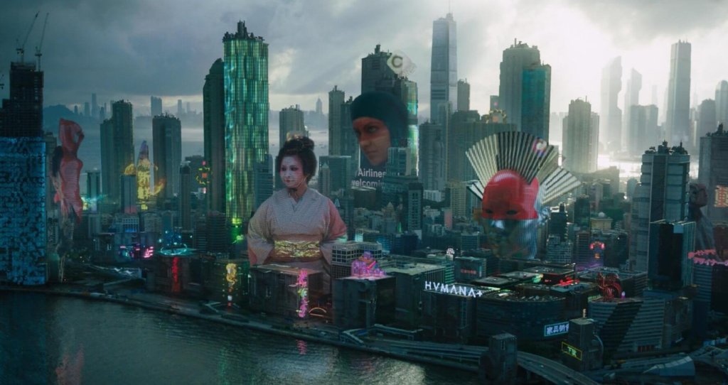 Ghost in the Shell 2017 - Un vistazo a la ciudad futurista de Tokyo junto a un lago