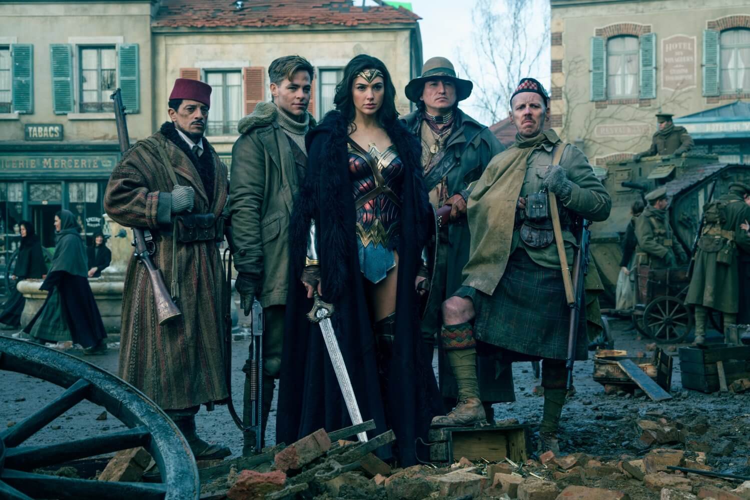 Wonder Woman - Foto de soldados primera guerra